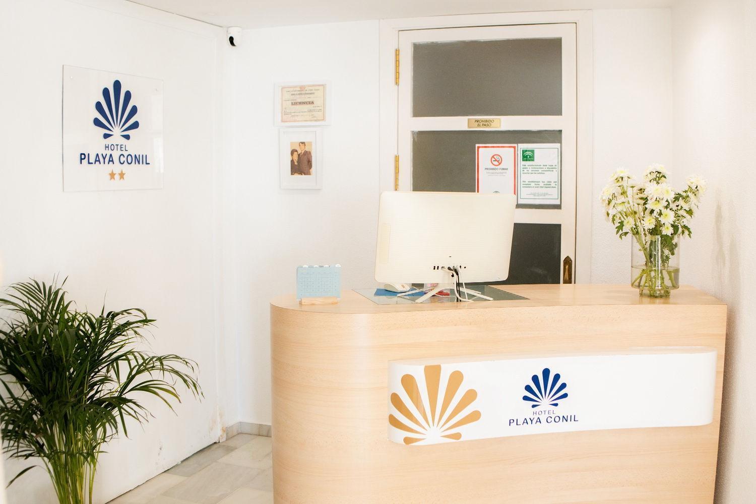 Hotel Playa Conil - Beachfront Studios & Suites Conil De La Frontera Εξωτερικό φωτογραφία